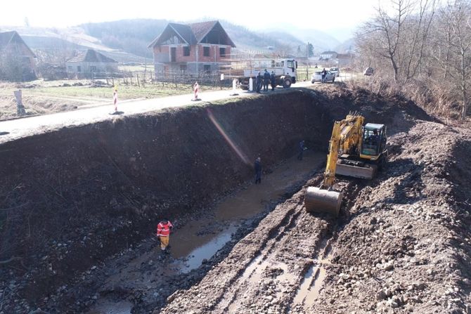 Odron pokrenut u selu Ježivica