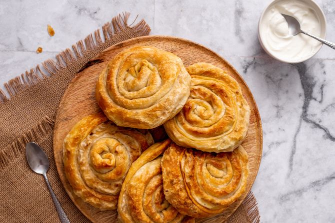 pita, recept za pitu, pita sa kupusom, pita sa krompirom, pita sa sirom