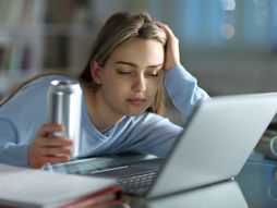 Energetska pića, energetsko piće, učenje, student, kofein, budnost, pospanost