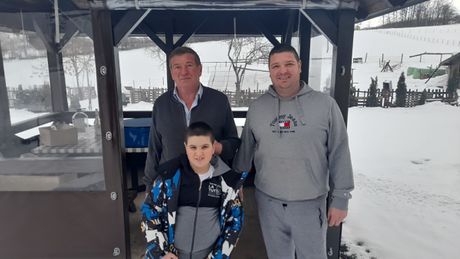 Miladin Filipović, Mačkat, domaći suvomesnati prozvodi