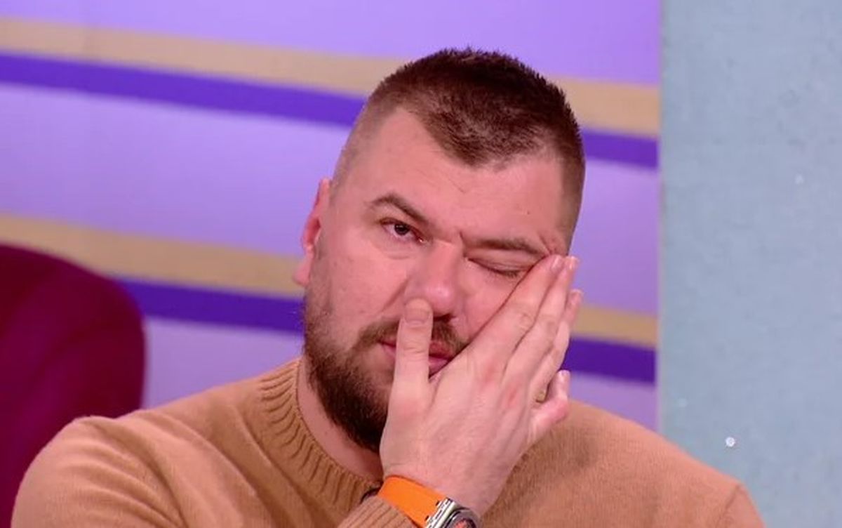 "Osetio sam pre nego su mi javili" Janjuš opisao jezivi trenutak kada je saznao za brata "Sedim ispred..."