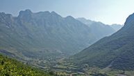 Desetoro turista zaglavljeno u planinskom mestu Boge: Drama u Albaniji