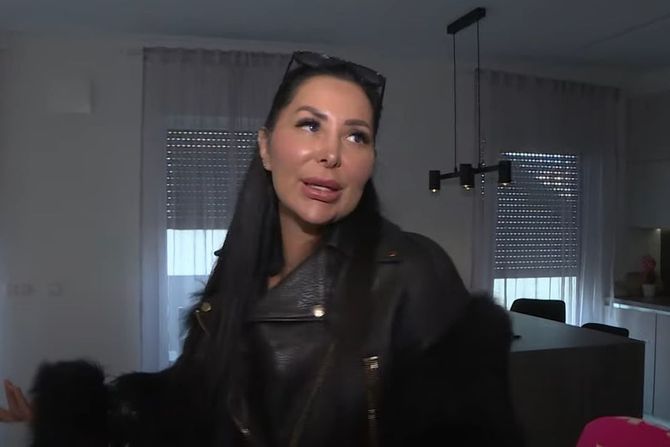 Sita Ahmić Aneli Ahmić Sita Ahmić Aneli Ahmić