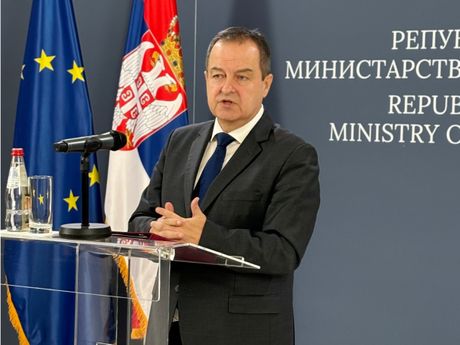 Ivica Dačić, diplomatska akdemija