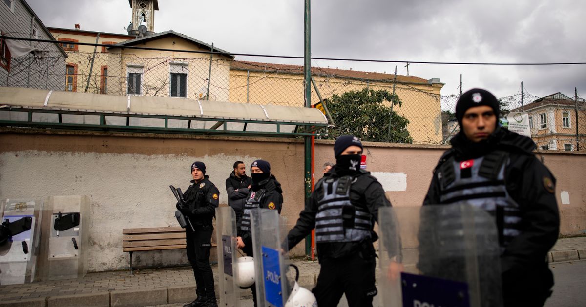Više od 20 osoba uhapšeno u operacijama protiv Islamske države u Turskoj - Vesti - Telegraf.rs