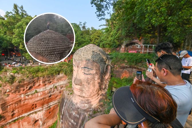 Leshan Giant Buddha Leshan Giant Buddha