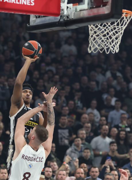 KK Partizan KK Bajern