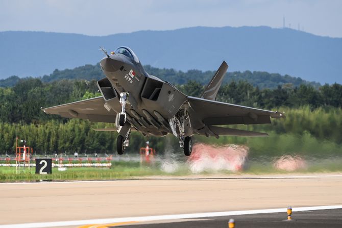 KAI KF-21 Boramae