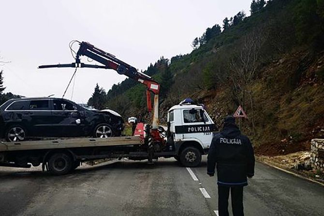 Bregav, izvučeno vozilo u kojem se nalazilo telo stradalog mladića