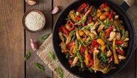 Savršeno marinirana piletina sa povrćem: Pripremite kineski specijalitet