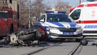 NEZGODA U RUZVELTOVOJ: Vozač s probnom skrenuo gde je zabranjeno i pokosio motociklistu, bore mu se za život