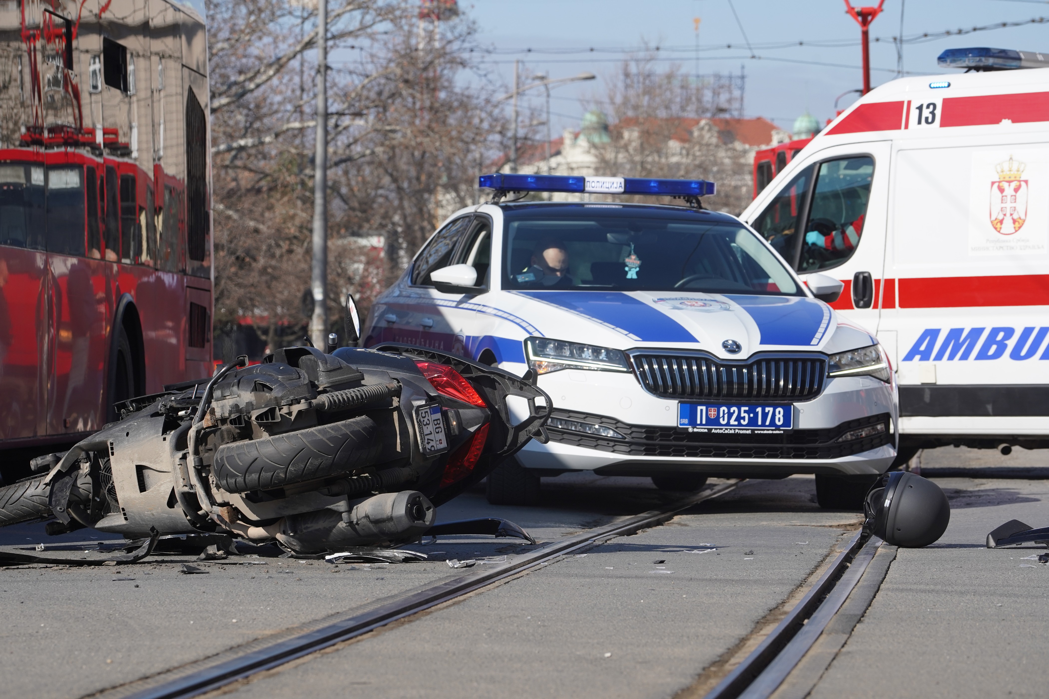 Teška saobraćajka u Šapcu: Oboren motociklista