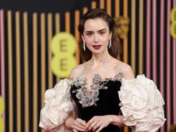 Lily Collins, Lili Kolins