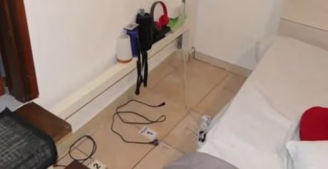 Italija, batine, električni kabl od bicikle, dečak