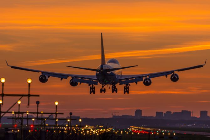 Sletanje na aerodrom, noć ILS