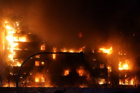 Španija Valensija zgrada požar