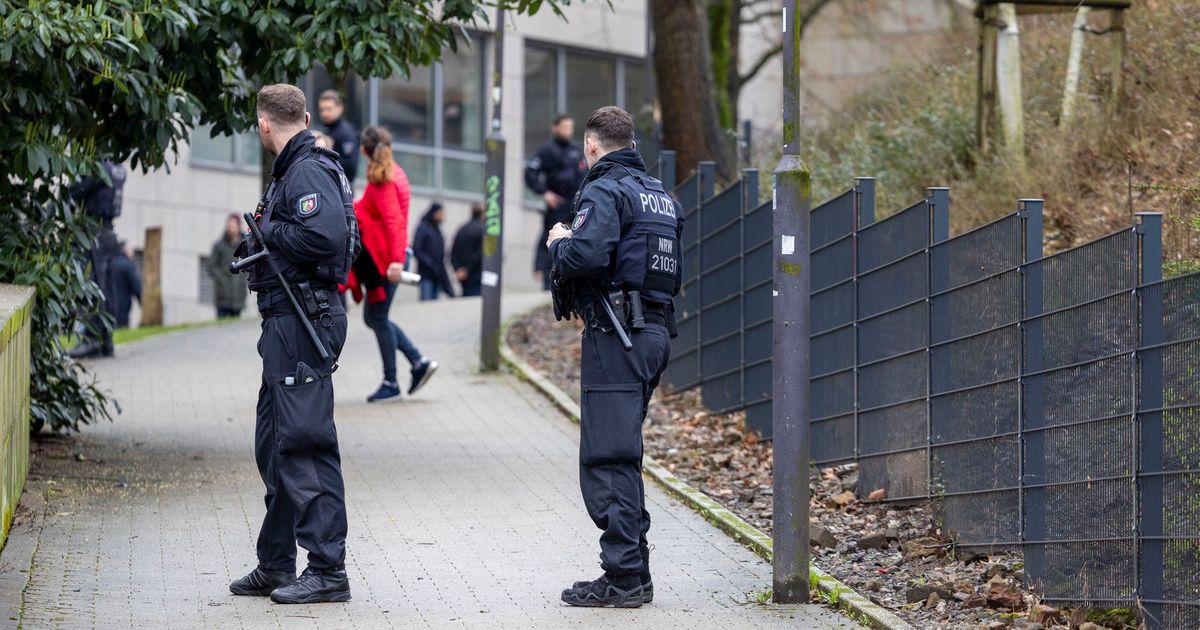 Tinejdžer nožem napao učenike u školi u Nemačkoj, više povređenih - Vesti - Telegraf.rs