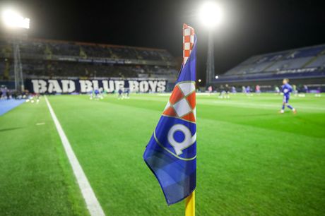 FK Dinamo Zagreb, Maksimir, Bed Blu Bojs, BBB
