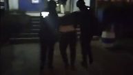 Ovako su "popadali" muškarci koji su uboli u grudi mladića na Novom Beogradu: Pogledajte snimak hapšenja