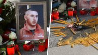 Ovo je najtužnija slika koja je osvanula u Beogradu: Pored Stefanove fotografije sveće, na cveću jedna poruka