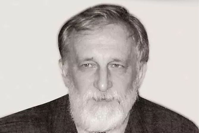 Miloje Nikolić, profesor Miloje Nikolić, profesor