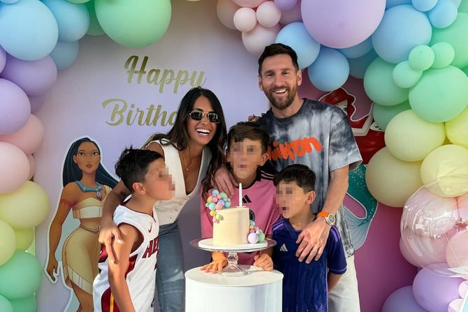 Lionel Mesi Lionel Mesi