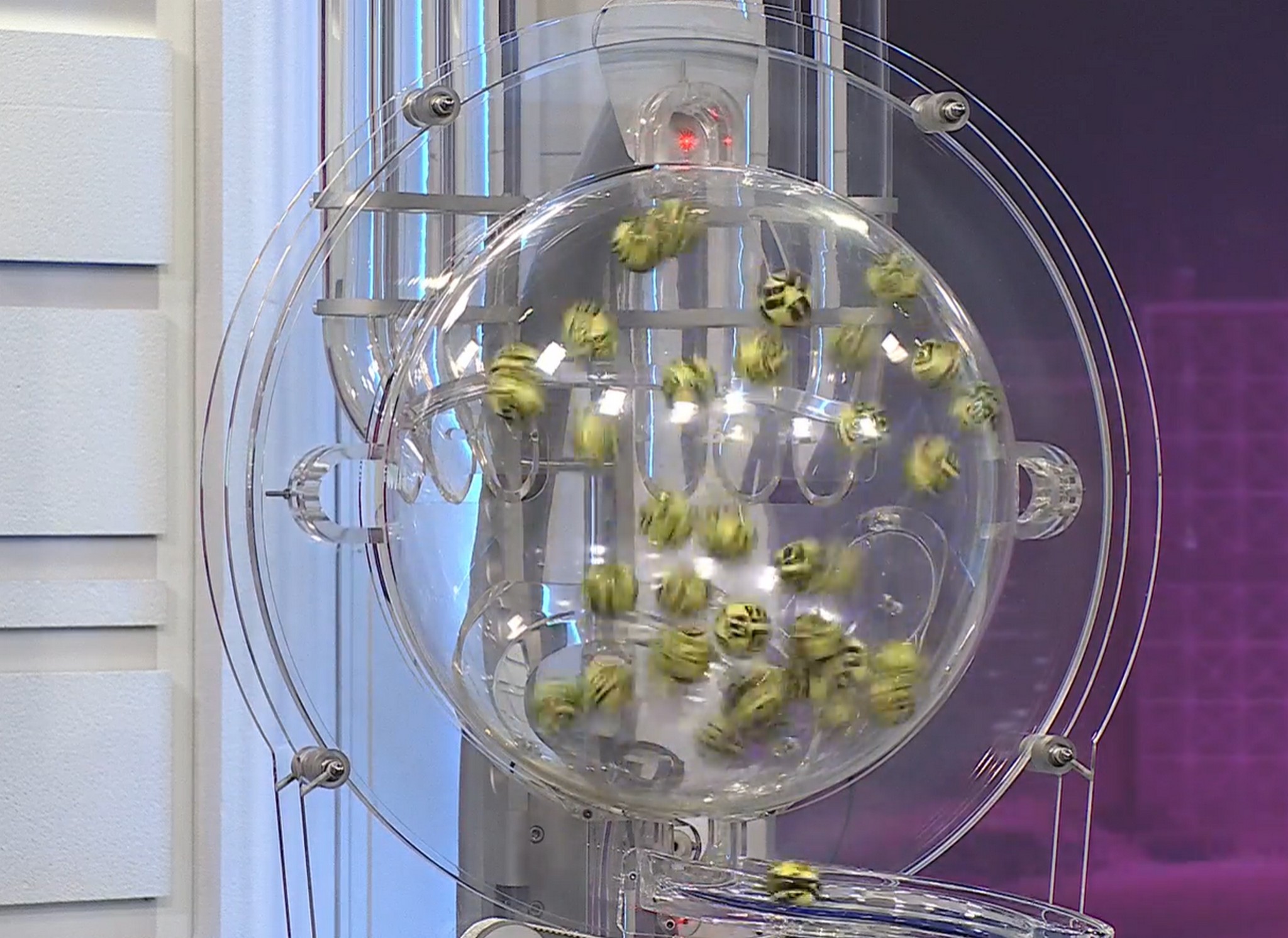 Ova 3 broja skoro nikad nema u LOTO SEDMICI! Kreće borba za 5 miliona evra, ChatGPT izvukao neverovatne cake