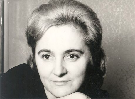 Mira Alečković