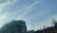 Beli tragovi na nebu jesu štetni, ali ovo je prava istina: Snimili smo ih jutros iznad Beograda