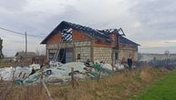Vatra buknula u dvorištu kod Šapca: Požar zahvatio kuću i magacin od 200 kvadrata