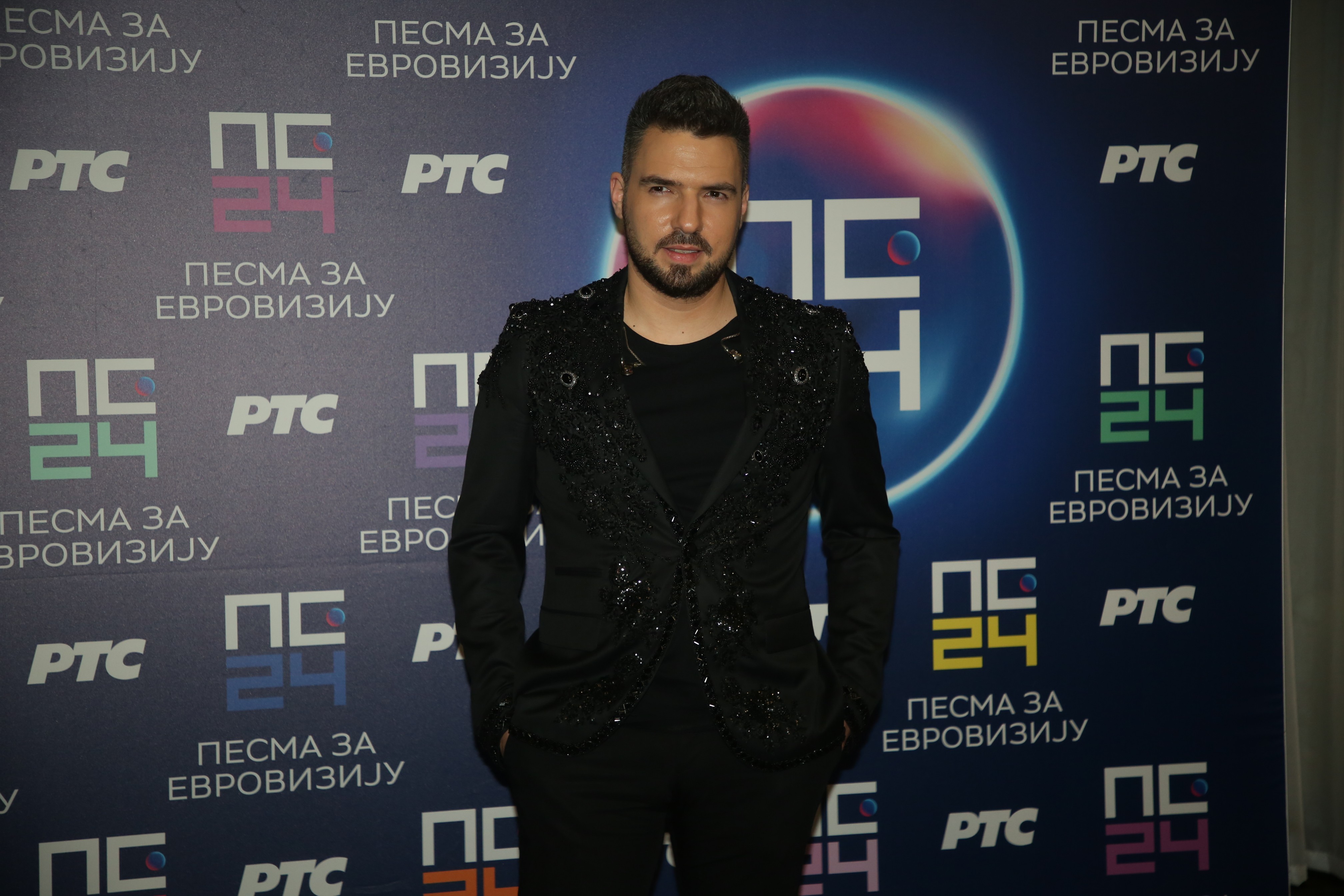 Milan Bujaković briljirao na festivalu „Biser Jadrana“:„Ti si moje more“ osvojila nagradu za najbolji aranžman