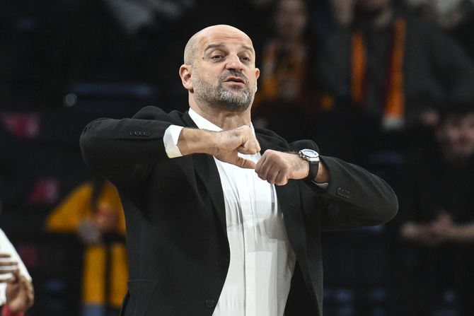 Zvezdan Mitrović Zvezdan Mitrović