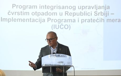 goran vesić predstavio projekat o odlaganju komunalnog otpada