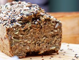 Beskvasni hleb od heljinog brašna