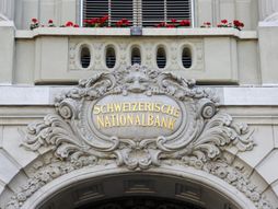 švajcarska narodna banka, SNB
