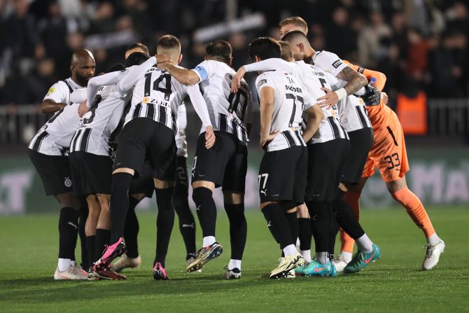 FK Partizan - FK Železničar FK Partizan - FK Železničar