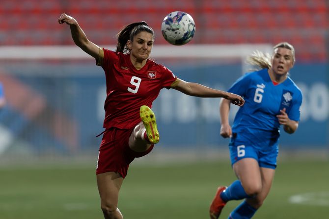 Jovana Damnjanović, fudbalerka Srbije Jovana Damnjanović, fudbalerka Srbije