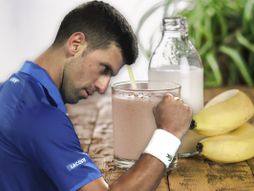 Novak Đoković smuti banana kakao