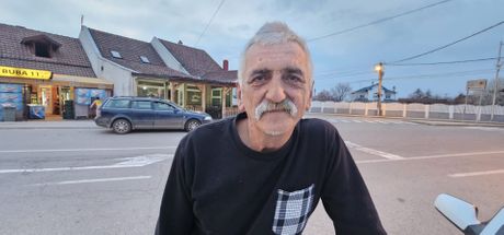 Selo Sovljak kod Uba,  moler Stanislav Tomić Cale slavi  rodjendan  Aleksandra Vučića