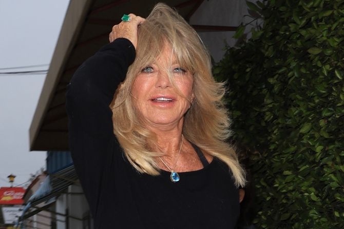 Goldie Hawn, Goldi Hon