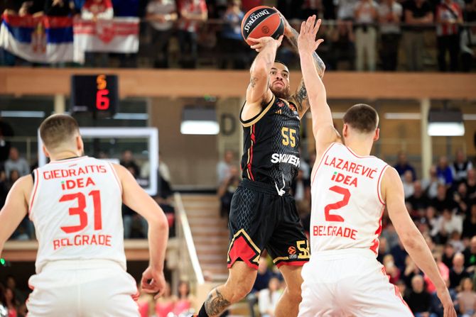 Majk Džejms Majk Džejms