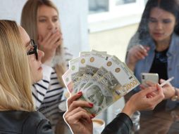 Pušenje novac dinari