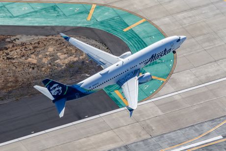 Avion Alaska Airlines Boeing 737 800