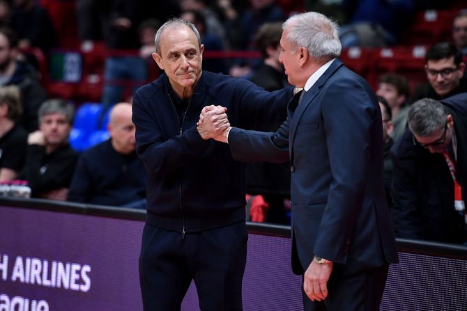 KK Armani - KK Partizan