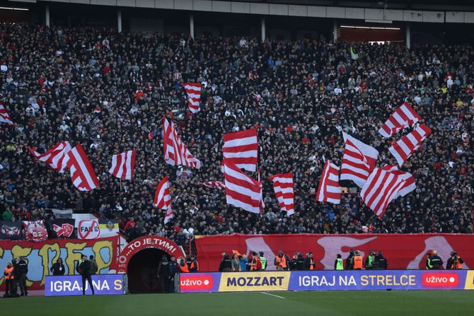 FK Crvena zvezda - FK Partizan 172. večiti derbi navijači Delije