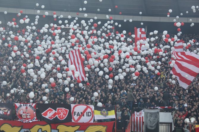 FK Crvena zvezda - FK Partizan 172. večiti derbi navijači Delije