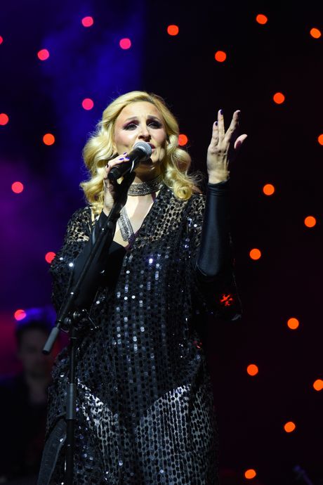 Frajle održale osmomartovski koncert u mts Dvorani i dokazale zašto slove za autentične Frajle održale osmomartovski koncert u mts Dvorani i dokazale zašto slove za autentične