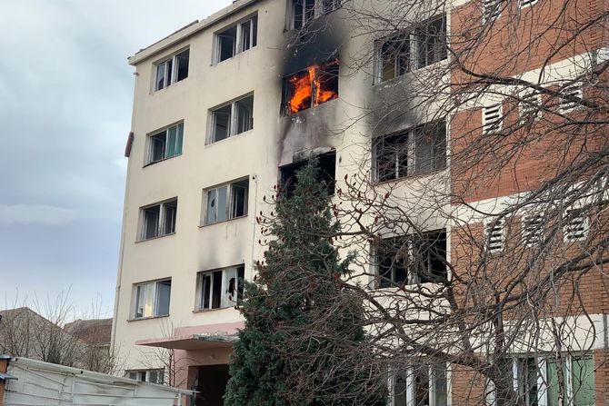 Gori objekat u Bačkoj Palanci