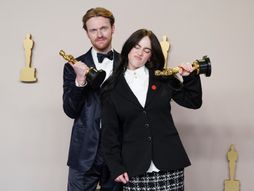 Billie Eilish Bili Ajliš