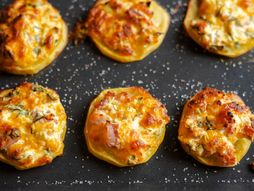 Biskviti sa slaninom i kačkavaljem